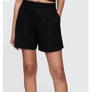 Gap 365 High Rise Linen-Blend Shorts